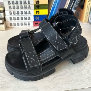 Ganni Sandals size 36 in good condition, cleaning out my closet.